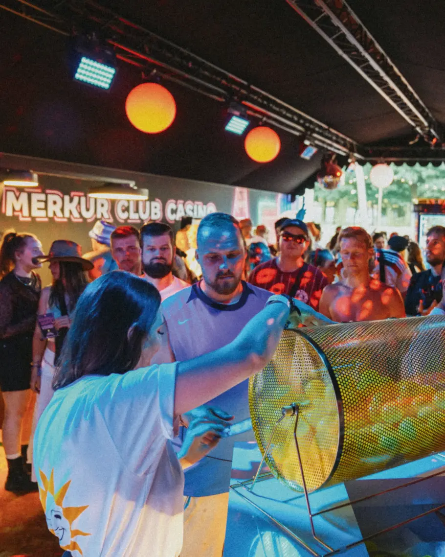 PV25_MERKURCLUBCASINO-innen (2)