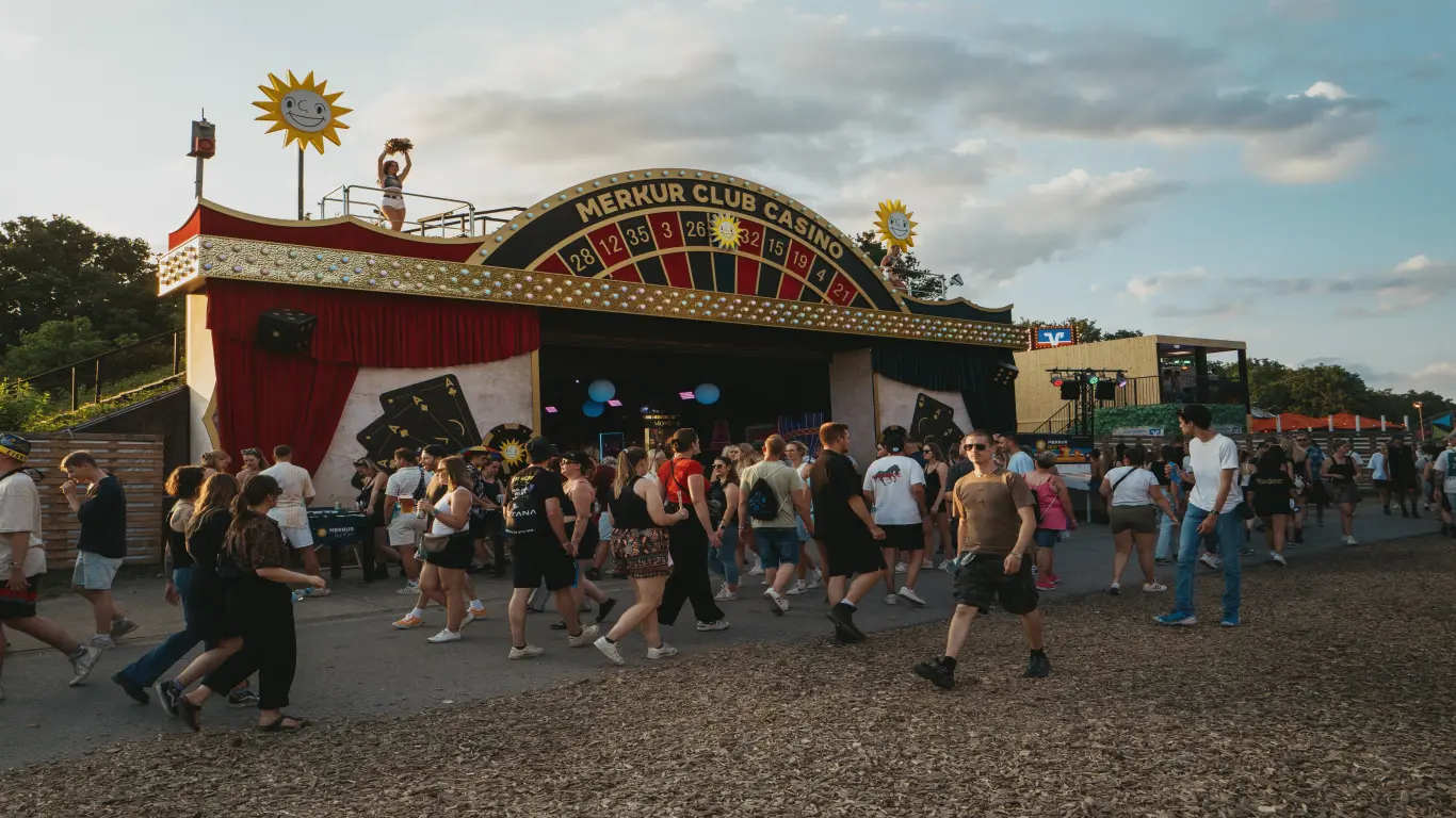 MERKUR CLUB CASINO - San Hejmo 2025 - Außen