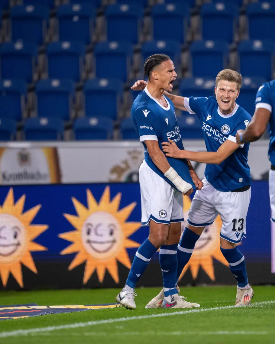 Arminia-Bielefeld-25-26