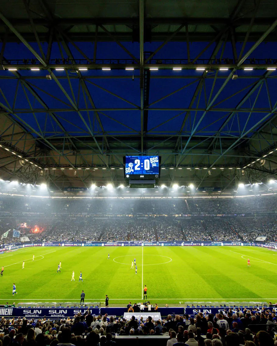 Schalke_MERKUR_Bande_Saison2526
