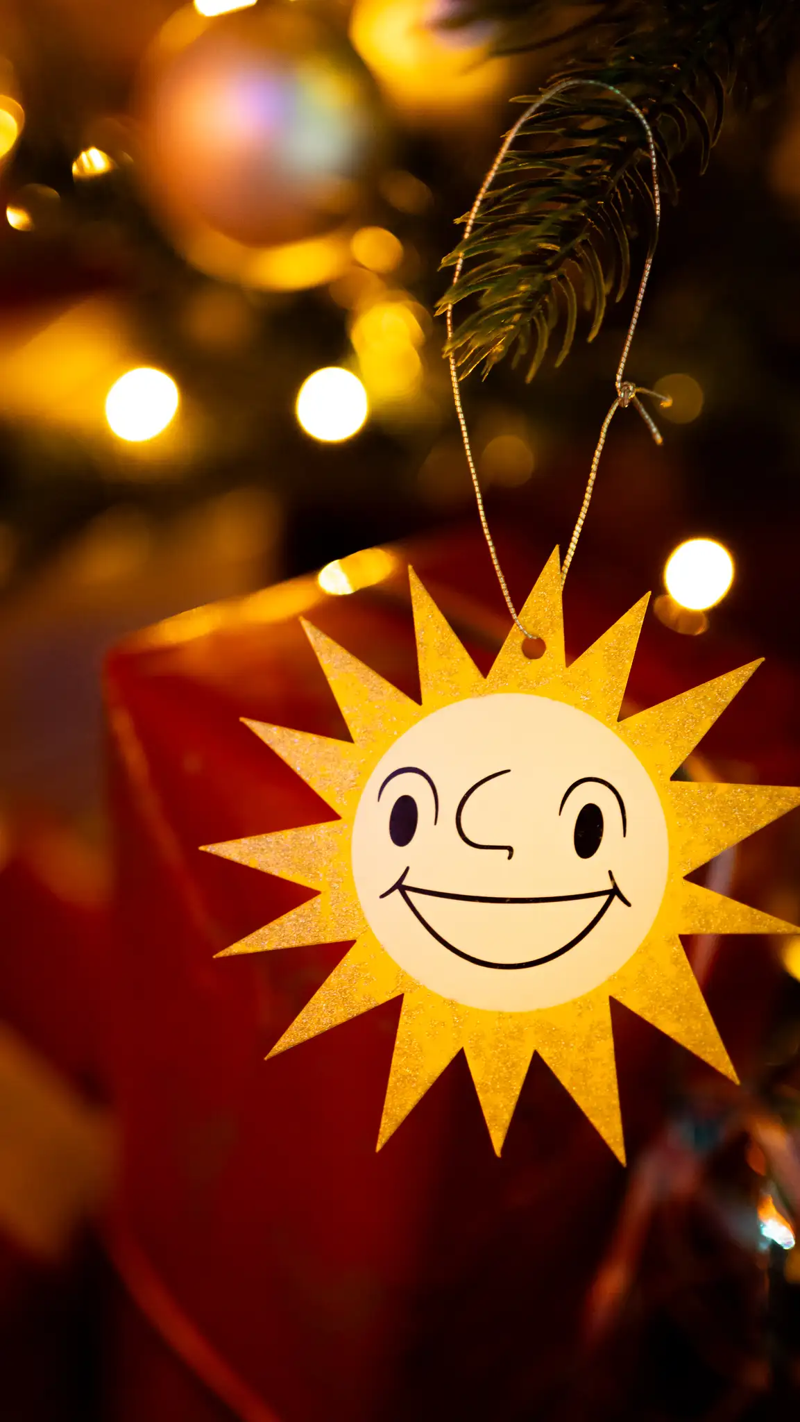 Wallpaper-Weihnachten-Baumanhänger-Sonne