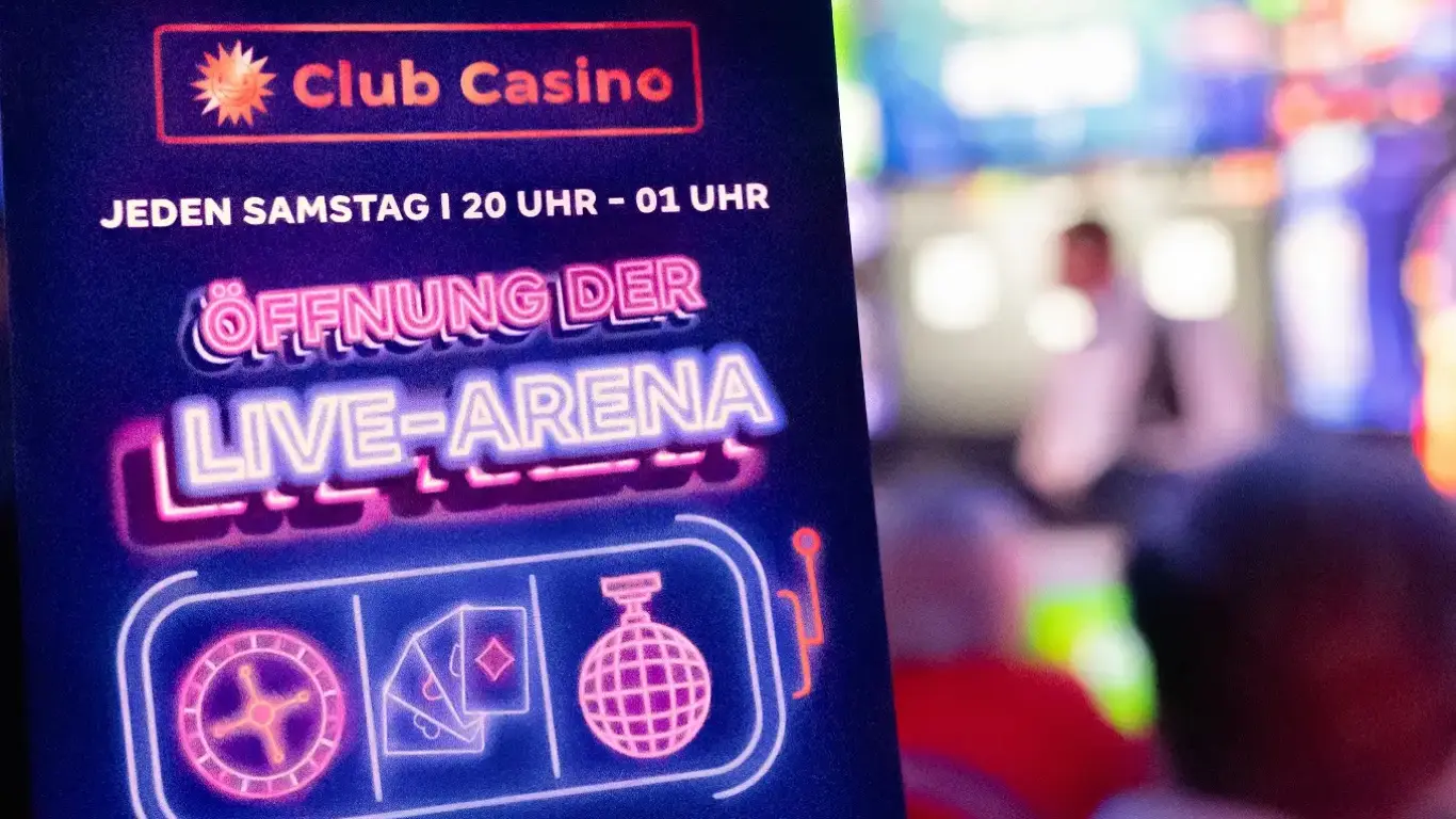 Grand Opening MERKUR CLUB CASINO8