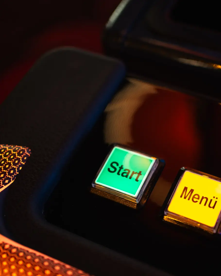Spielhalle_Starttaste