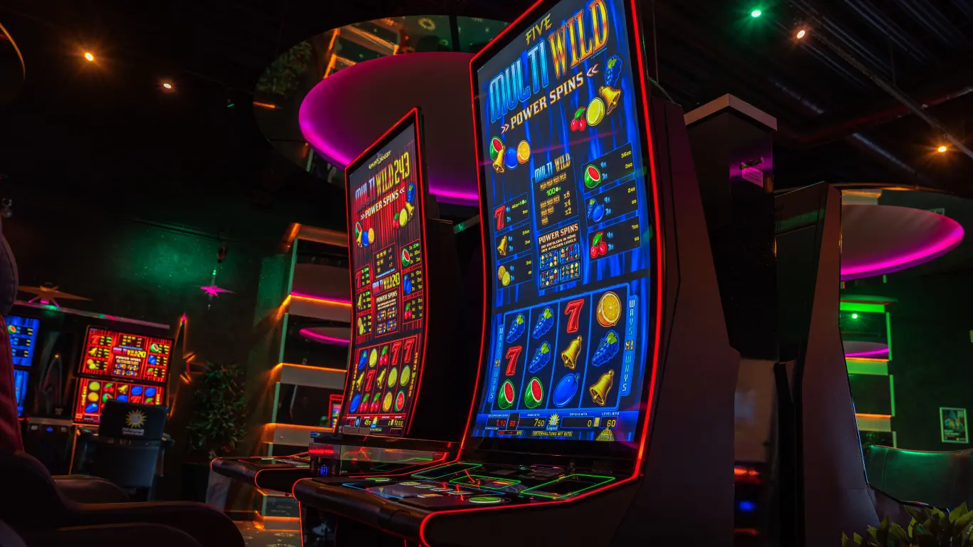 Merkur-Spielhalle-Barsinghausen-Zonic-Curved-Multi-Wild