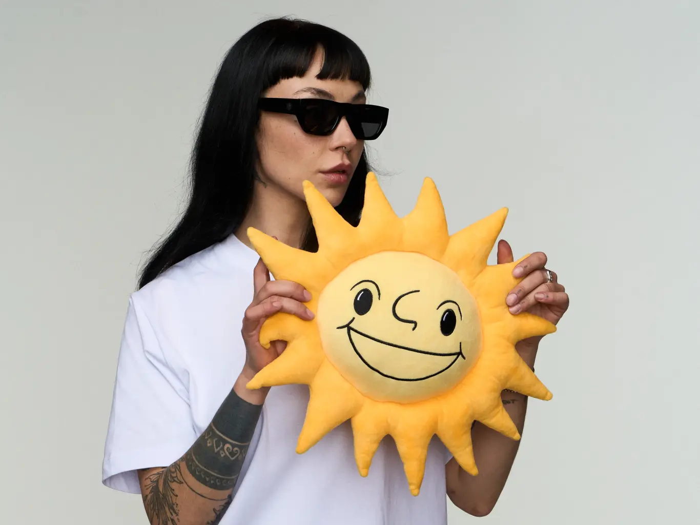 MERKUR-STREETWEAR-Kissen-Sonne