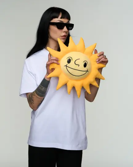 MERKUR-STREETWEAR-Kissen-Sonne