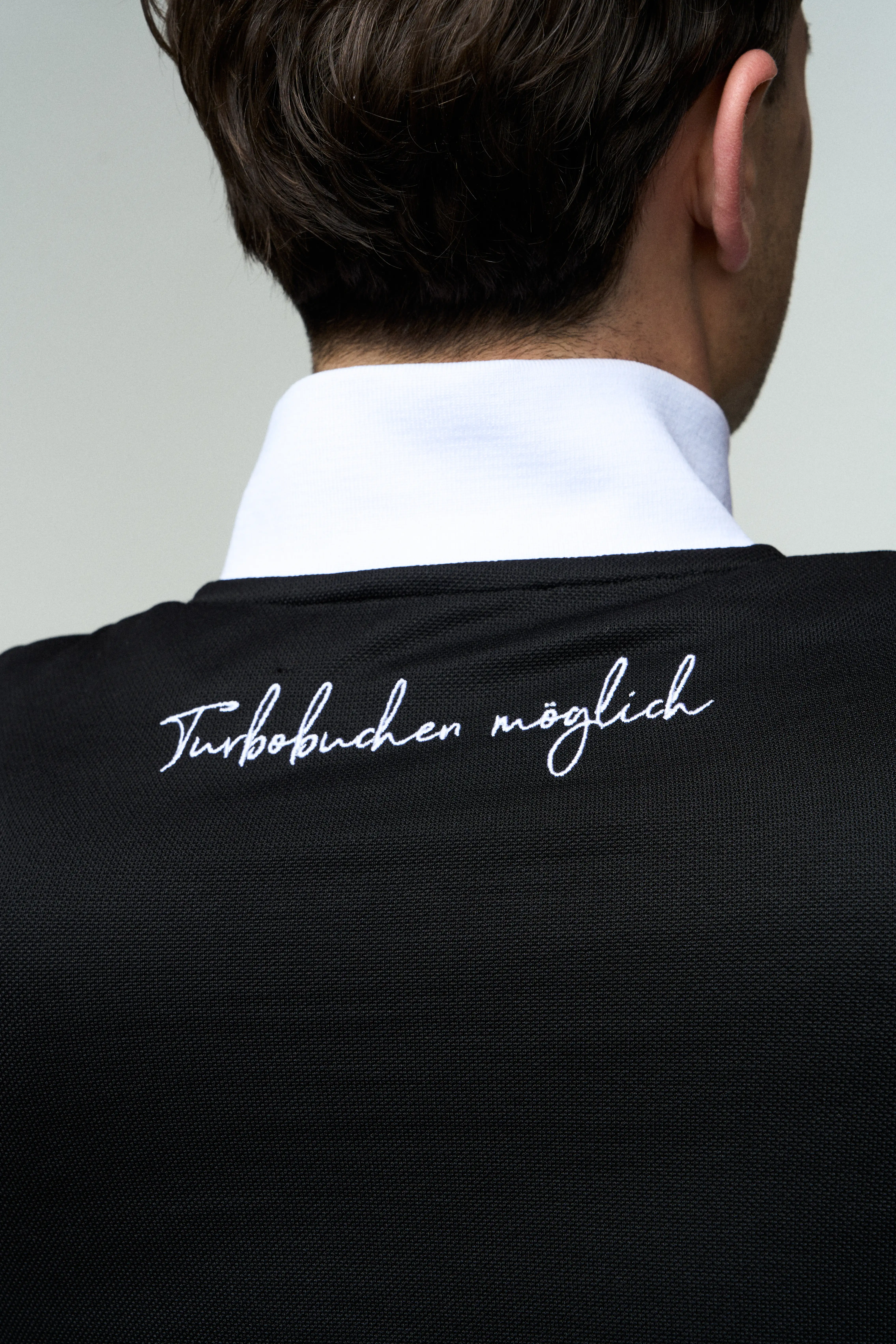 MERKUR-Trainingsjacke-Sonne-Nackenprint